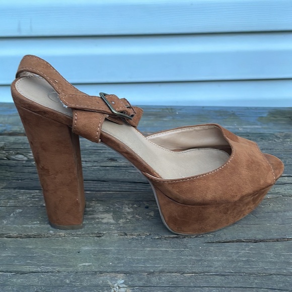 Candies platform chunky heels Sz 9.5 brown suede like Y2K open toe 5.5 in heels - Picture 10 of 15